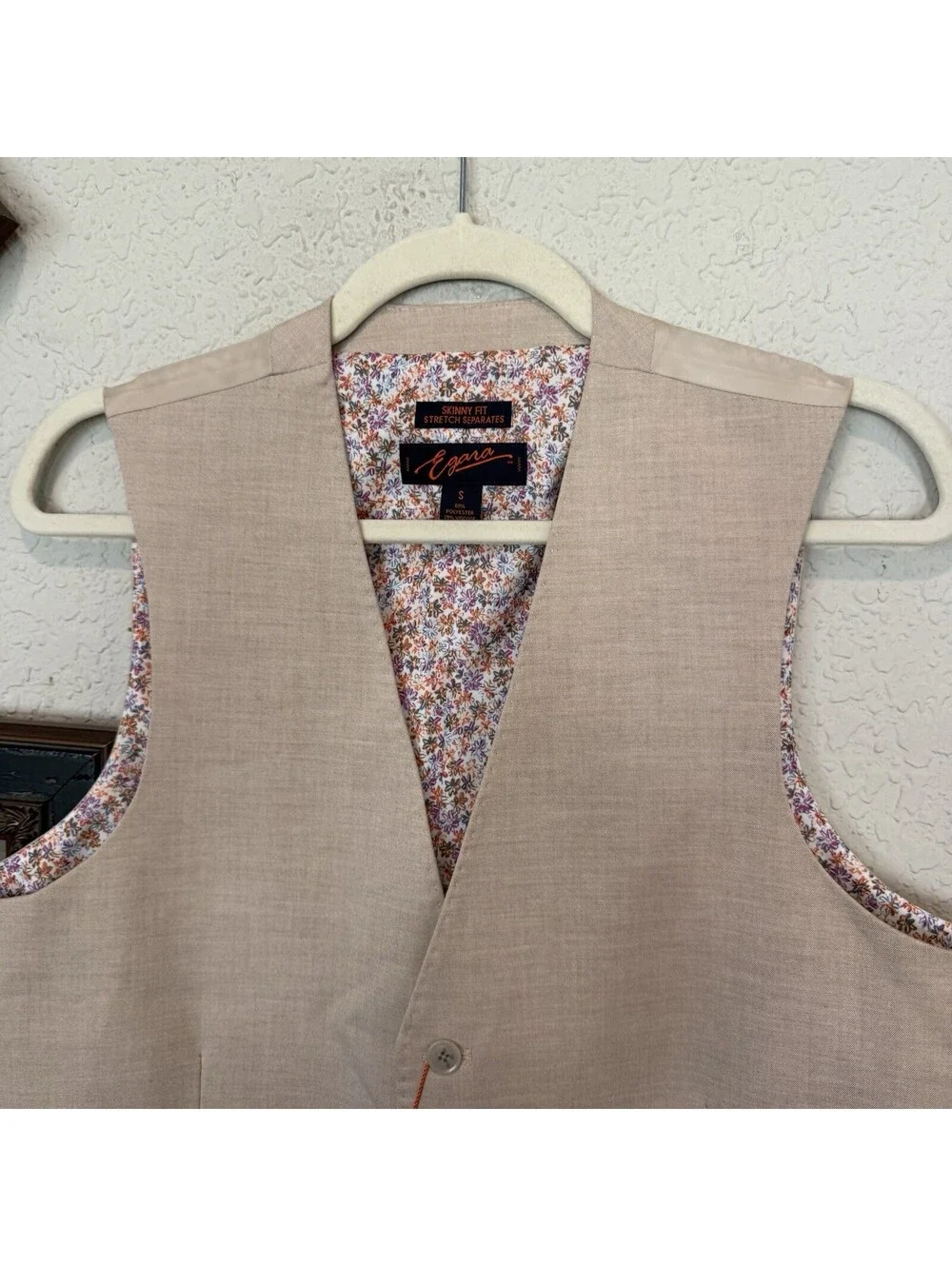 NWT Egara Men’s Suit Vest Skinny Fit Size Small Tan Floral Lining Designer